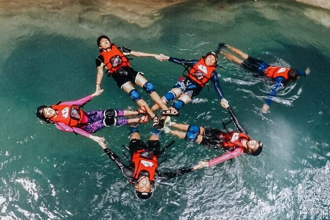 Cebu Ultimate Oslob Whale Shark and Moalboal Turtles Joiner Tour - Scenic Return and Sunset Views