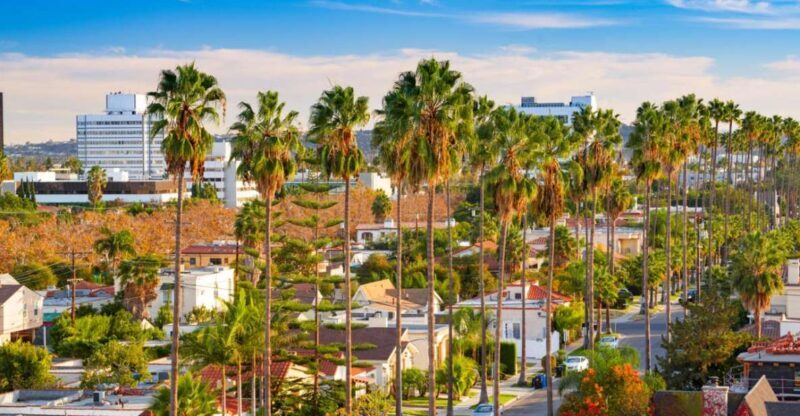 Celebrity Homes Extravaganza: Tour in Los Angeles - An In-Depth Look at the Celebrity Homes Extravaganza Tour