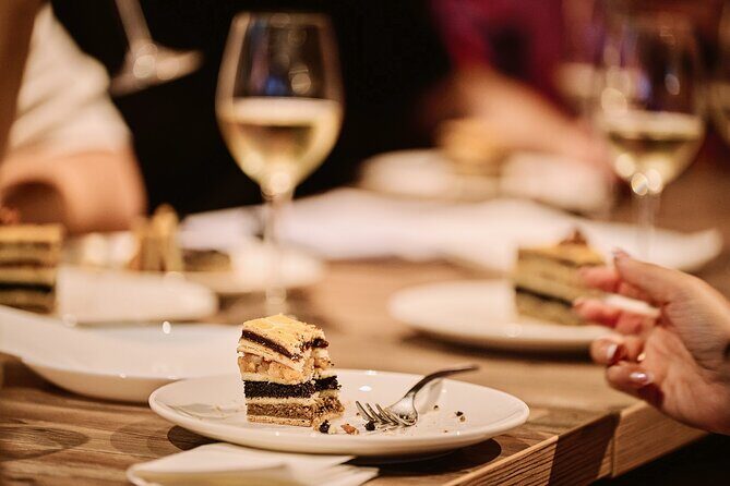 Central Budapest Food Tour with Drinks Included - Introduction