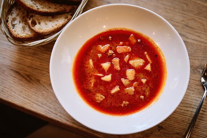 Central Budapest Food Tour with Drinks Included - Drinks & Beverages