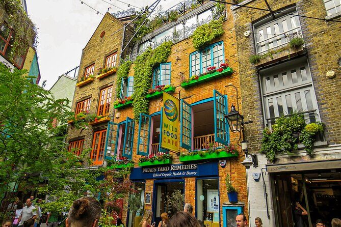 Central London City Exploration Game with Secret Squares - Key Points