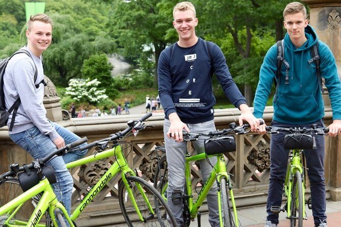Central Park Bike Tour in French or English - FAQ