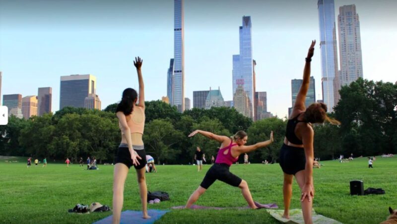 Central Park: Highest Rated Yoga Class in New York City! - Discovering Yoga in the Heart of Manhattan