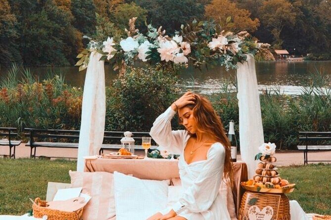 Central Park Luxury Picnic for 5 to 8 Person - FAQ