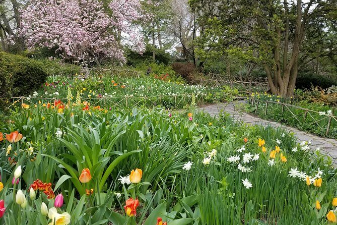 Central Park Secrets And Highlights - FAQs