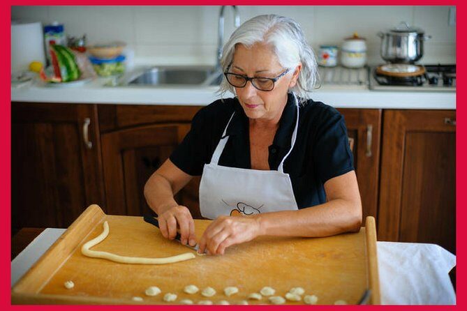 Cesarine: Home Cooking Class & Meal with a Local in Bari - Deep Dive: What You Can Expect from the Itinerary