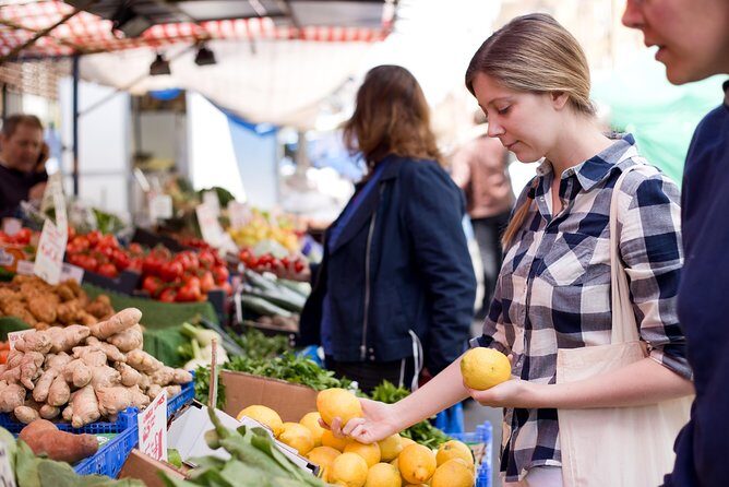 Cesarine: Market Tour & Cooking Class at Local's Home in Lucca - The Itinerary: What to Expect from Start to Finish