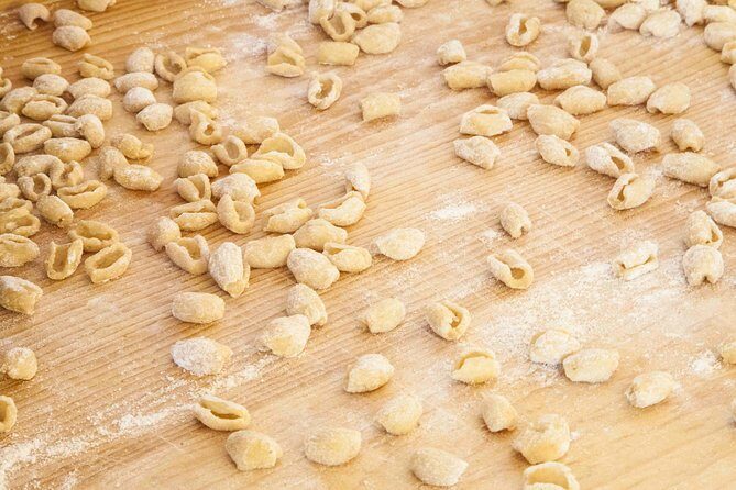 Cesarine: Small group Pasta and Tiramisu class in Bari - Discover the Charm of a Small Group Pasta and Tiramisu Class in Bari