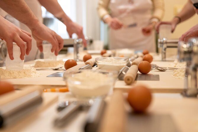 Cesarine: Small group Pasta and Tiramisu class in Montepulciano - Key Points: