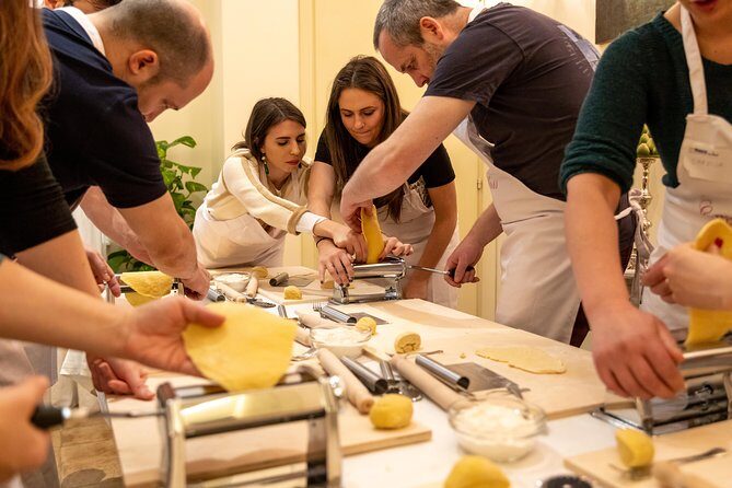 Cesarine: Small Group Pasta and Tiramisu Class in Sorrento - What makes this cooking class stand out?