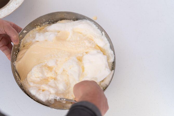 Cesarine: Small group Pasta and Tiramisu class in Varenna - An authentic taste of Italian home cooking in Varenna