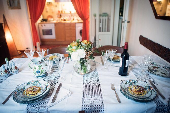 Cesarine: Typical Dining & Cooking Demo at Local's Home in Milan - Key Points