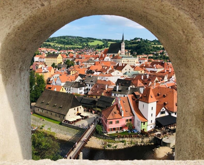 Cesky Krumlov: Insta-Perfect Walk with a Local - Key Points