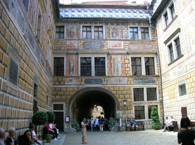 Cesky Krumlov Private Day Trip from Prague - Exploring Cesky Krumlov’s Historic Center