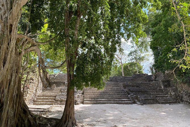 Chacchoben Mayan Ruins and Bacalar Lagoon Combo Tour from Costa Maya - Lunch and Refreshments