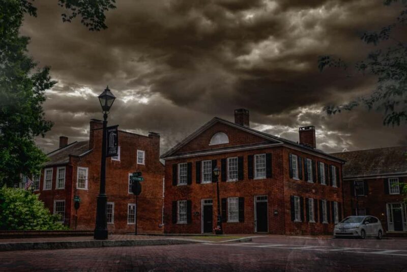 Chains, Coffins, & Curses: Charlottesville Ghost Tours - A Closer Look at the Charlottesville Ghost Tour