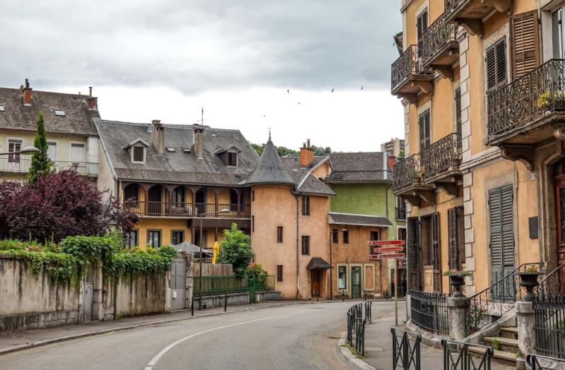 Chambéry: Express Walk with a Local - FAQs