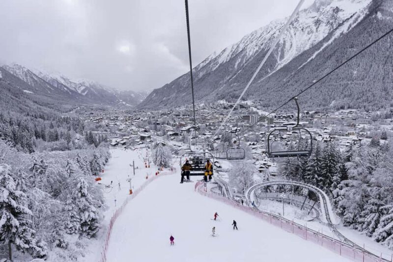 Chamonix: Private 1st Ski Lesson with Equipment and Clothing - The Location and On-Site Amenities