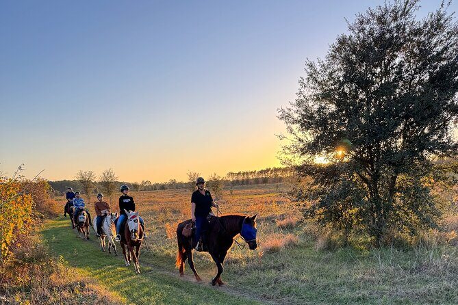 Champagne and Charcuterie Sunset Trail Ride - Who Should Consider This Experience?