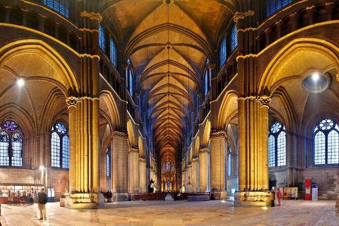 Champagne - Reims: Private tour from Paris by minivan - Exploring Champagne and Reims: A Private Tour from Paris