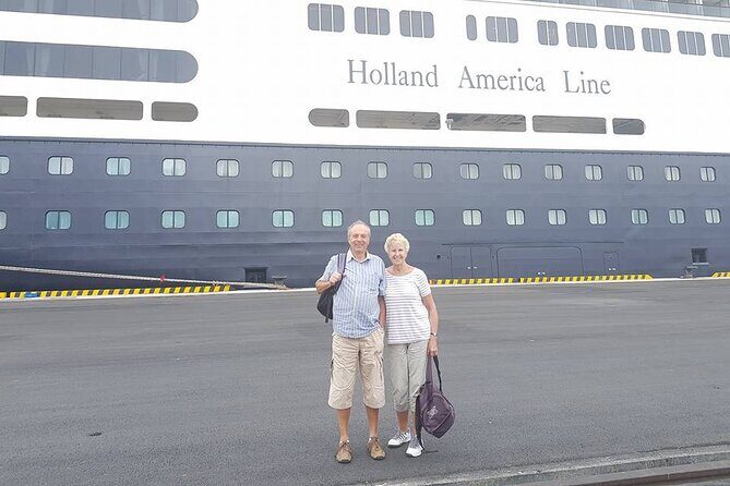 Chan May Port: Private Car to Golden Bridge/or Hoi An & Hue - Pickup at Chan May Port & Welcome Greeting