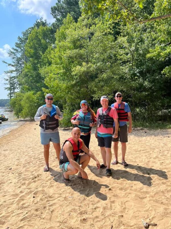 Chapel Hill : Lake Jordan Eco-Friendly Electric Boat Rental - A Gentle Ride on Jordan Lake: What to Expect