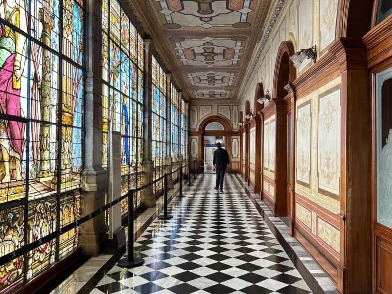 Chapultepec Castle: Private tour with local guide, tickets included - Who Will Love This Tour?