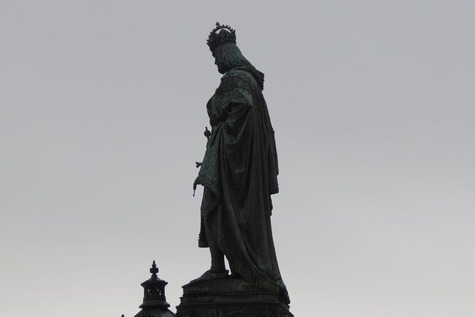 Charles Bridge and Prague Castle Walking Tour - Why This Tour Stands Out