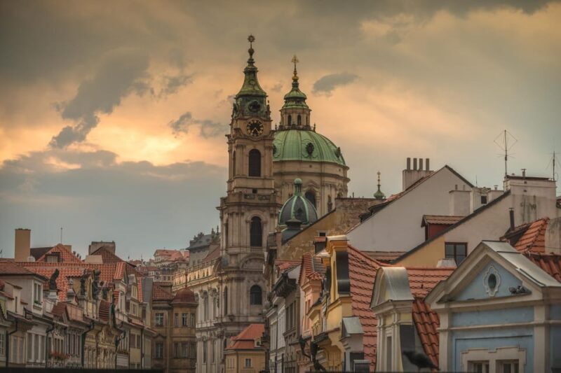 Charles Bridge & Lesser Town Walking Tour - Starting Point: Old Town Square