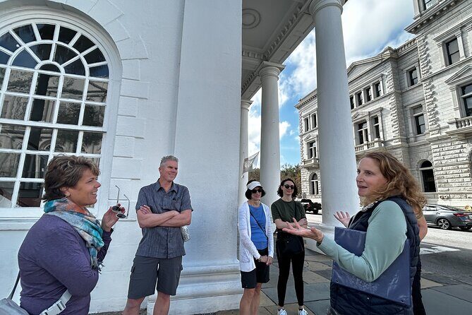 Charleston Gardens & Architecture 2 Hour Small Group Walking Tour - Exploring Charleston’s Charm with the Gardens & Architecture 2-Hour Walking Tour
