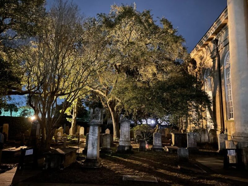 Charleston: Haunted History Tour - Learn to see a Ghost - Key Points