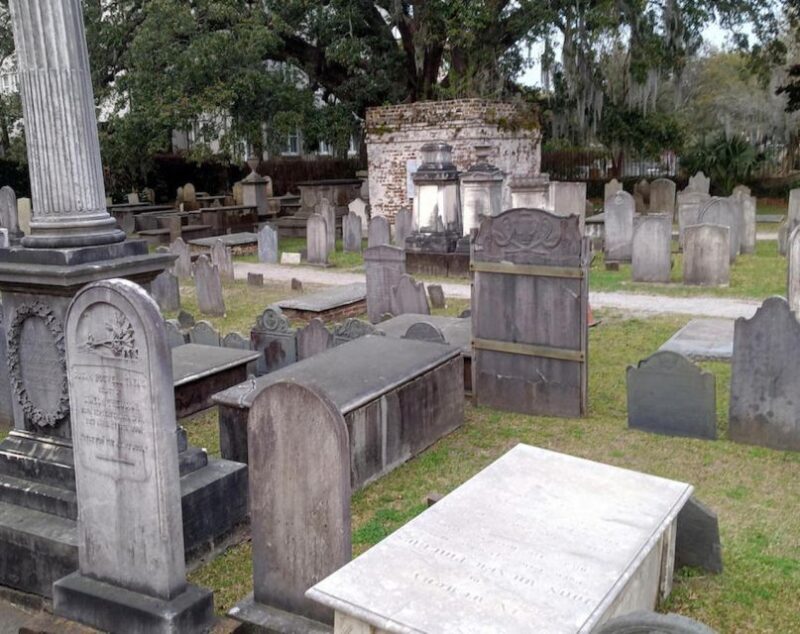 Charleston: Small-Group Ghost Walking Tour at Night - An In-Depth Look at the Ghostly Tour