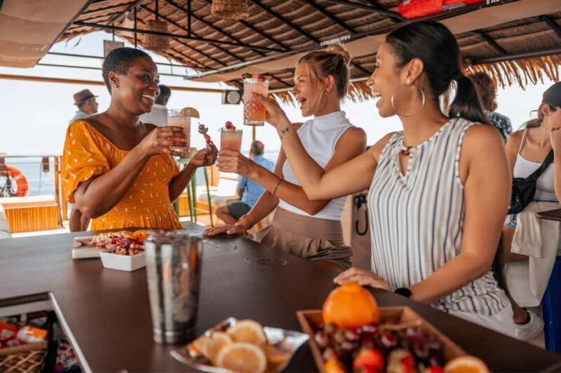 Charlotte Harbor: "The Oasis" Tiki Boat Sunset Cruise - Who Should Book This Cruise?