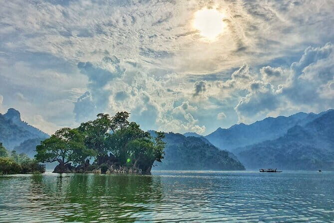 Charming North Vietnam: Ha Giang to Ba Be Lake Escape - Charming North Vietnam: Ha Giang to Ba Be Lake Escape — A Balanced, Authentic Adventure