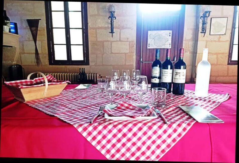 Château Champion: Tour and tasting with tapas - Introduction: An Authentic Visit in Saint-Émilion