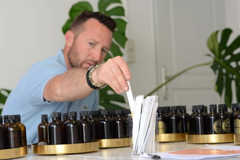 Châtelaillon-Plage and surroundings: Perfume creation workshop - The Experience in Detail: What to Expect