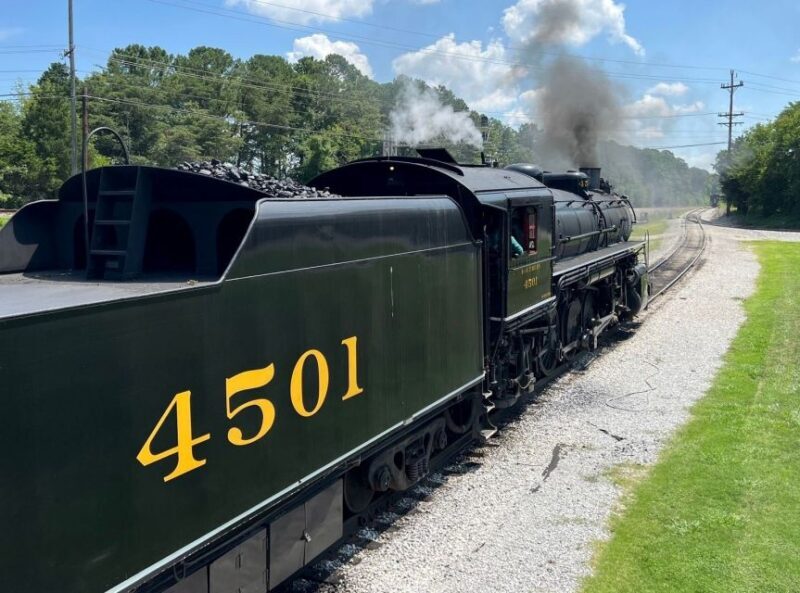 Chattanooga: Derailed Trolley Tour and Train Ride - A Complete Look at the Chattanooga Derailed Tour