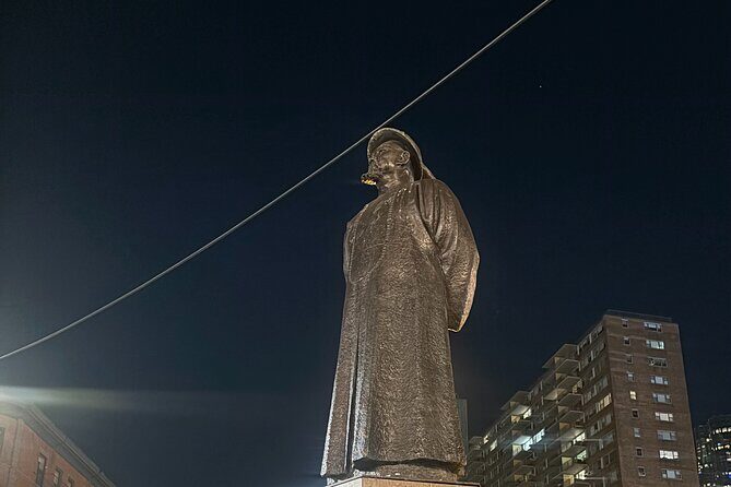 Cheers to Chinatown Tour and Bar Crawl - Key Points