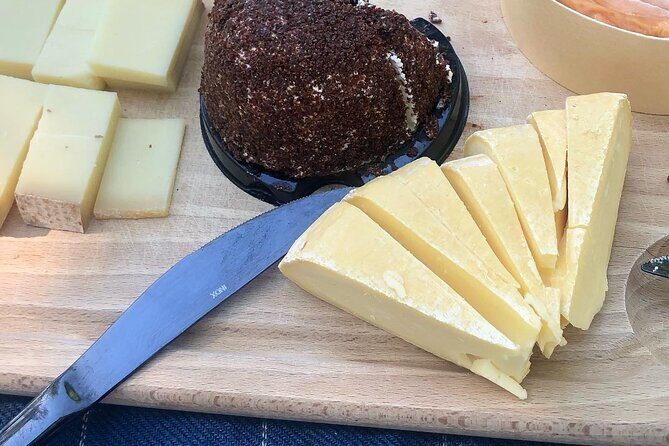 Cheese and Wine Pairing 1-Hour Session in Dijon - A Closer Look at the Experience