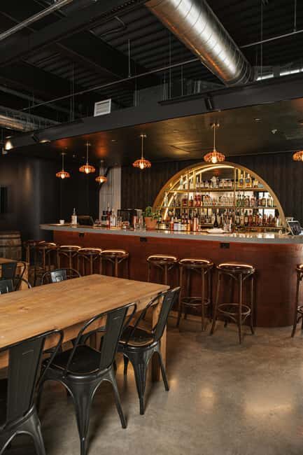 Chelsea: Guided tour of the Square Distillery - Chelsea: Guided Tour of the Square Distillery