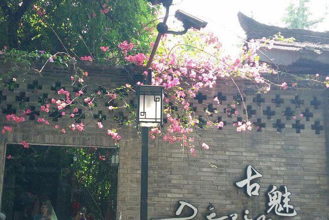 Chengdu City Tour of Qingyang Palace, Wuhou Temple and Jinli Street - Key Points