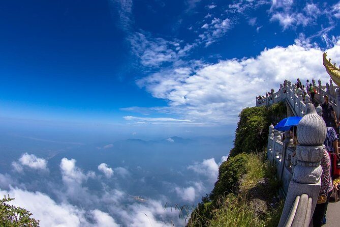 Chengdu Panda Leshan Buddha and Mount Emeishan 2 Days Tour - Final Thoughts: Is This Tour Worth It?