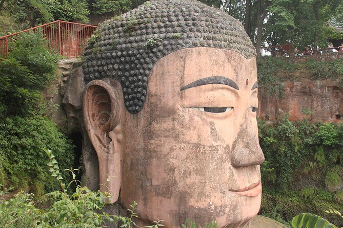 Chengdu Railway Station Pick up and Leshan Buddha Day Tour - Summary