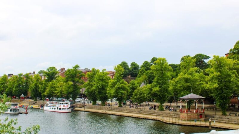 Chester: City Walking Tour & Exploration Game - Who Would Love This?