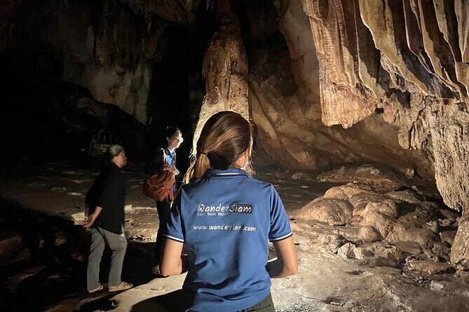 Chiang Dao Cave & 5 Hill Tribe villages - An Overview of the Tour Experience