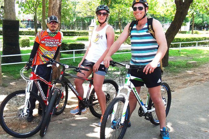 Chiang Mai Biking & River Kayak : Gentle Thrills in a Lush Valley - A Deep Dive into the Experience
