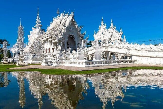 Chiang Mai - Chiang Rai Temples, Long Neck Karen, Golden Triangle - Transportation and Comfort