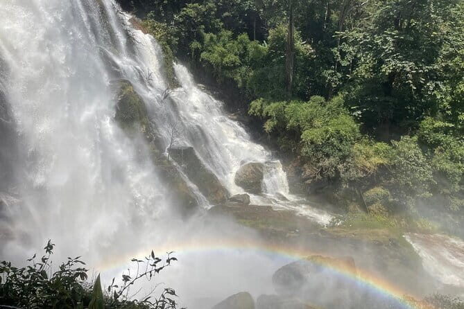 Chiang Mai Doi Inthanon National Park Day Tour - Transportation and Group Size