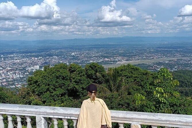 Chiang Mai Doi Suthep Temple and Wat Pha Lat Hike - The Itinerary: What to Expect