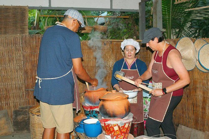 Chiang Mai Lanna Northern Thai Cooking Experience with Locals - Key Points